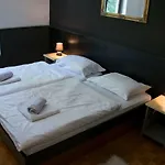 بيت ضيافة Park Zibert 3*