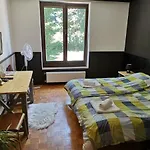 Park Zibert בית הארחה 3*